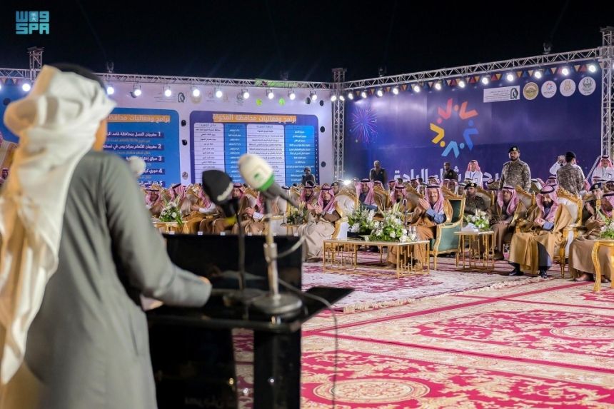 أمير الباحة يُدشّن فعاليات مهرجان