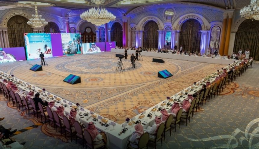 وزير السياحة يؤكد أهمية توجيه العروض إلى السياحة الداخلية