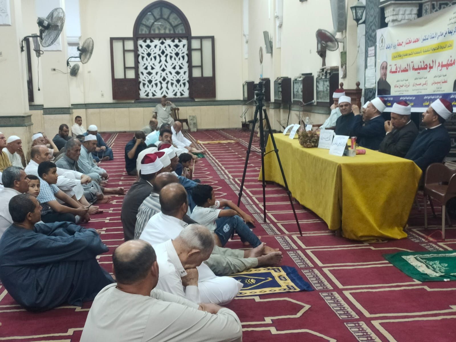 الحضور بالإحتفالية الحضور بالإحتفالية