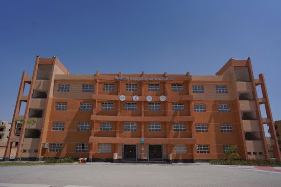 مدارس التكنولوجيا التطبيقية (4) مدارس التكنولوجيا التطبيقية (4)