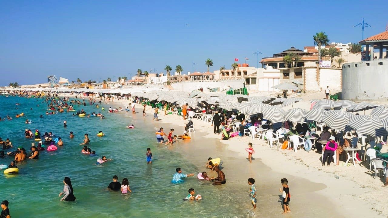 مصيف مطروح ينتعش قبل نهايته مصيف مطروح ينتعش قبل نهايته