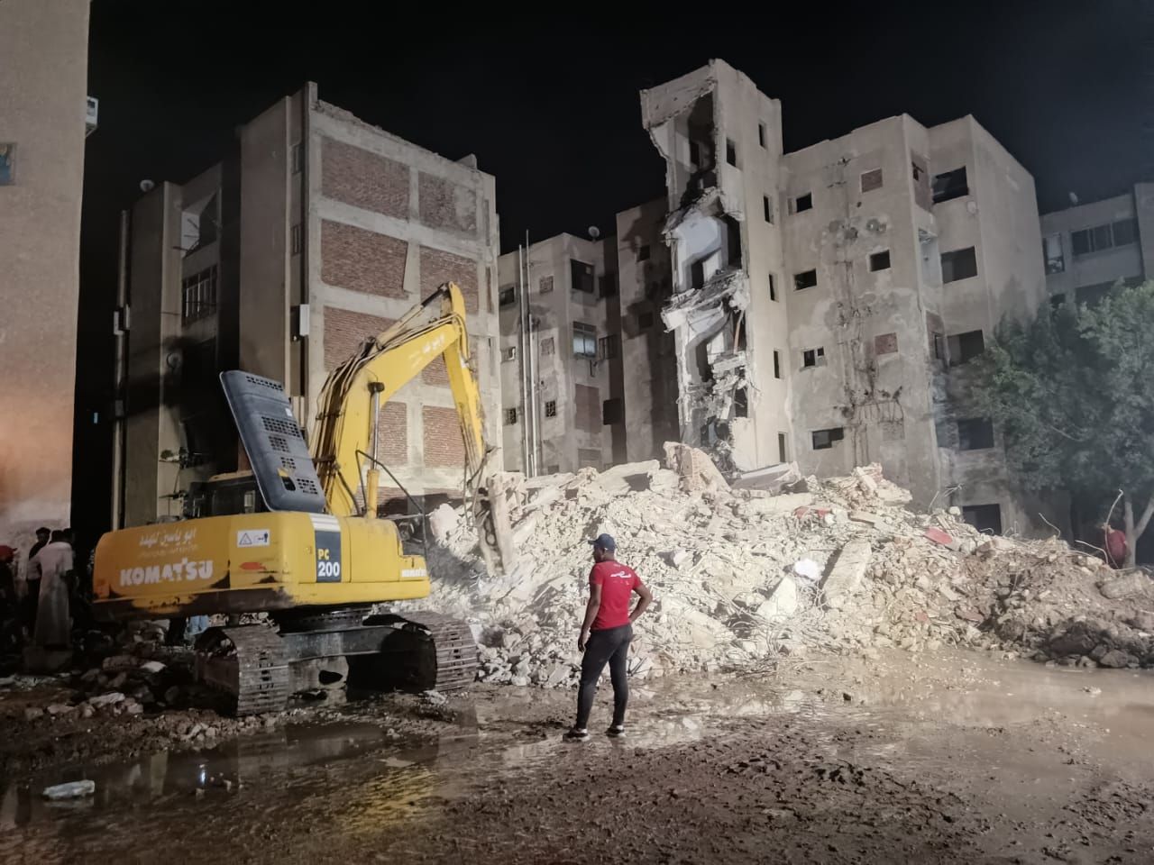 رفع الانقاض رفع الانقاض