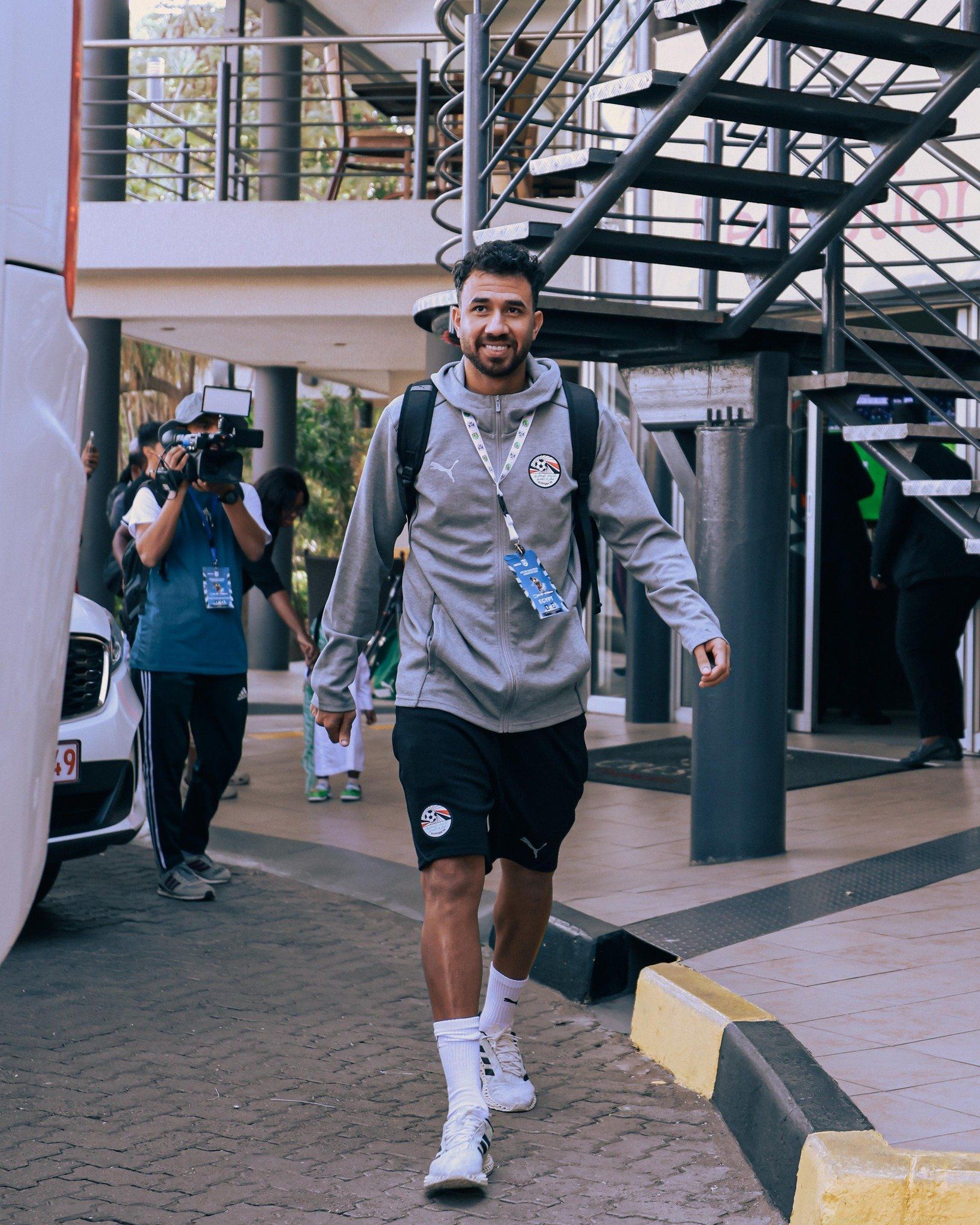 لاعبو منتخب مصر في الطريق لملعب المباراة (6) لاعبو منتخب مصر في الطريق لملعب المباراة (6)