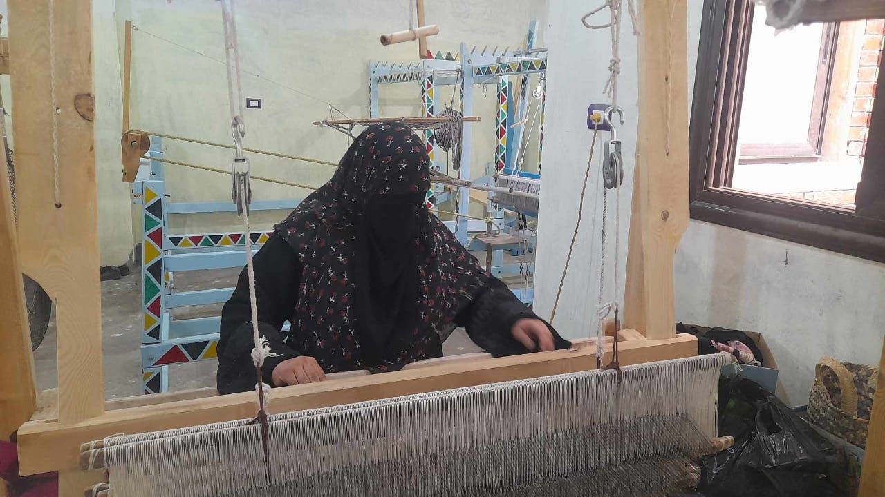 طريقة صناعة الشال طريقة صناعة الشال