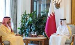 جانب من لقاء رئيس وزراء قطر مع وزير الإعلام