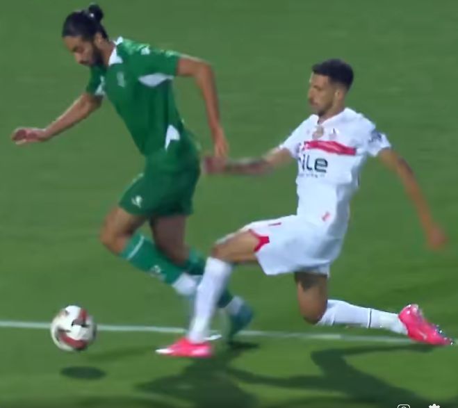 ركلة جزاء فتوح وعبد النى والطرد ركلة جزاء فتوح وعبد النى والطرد