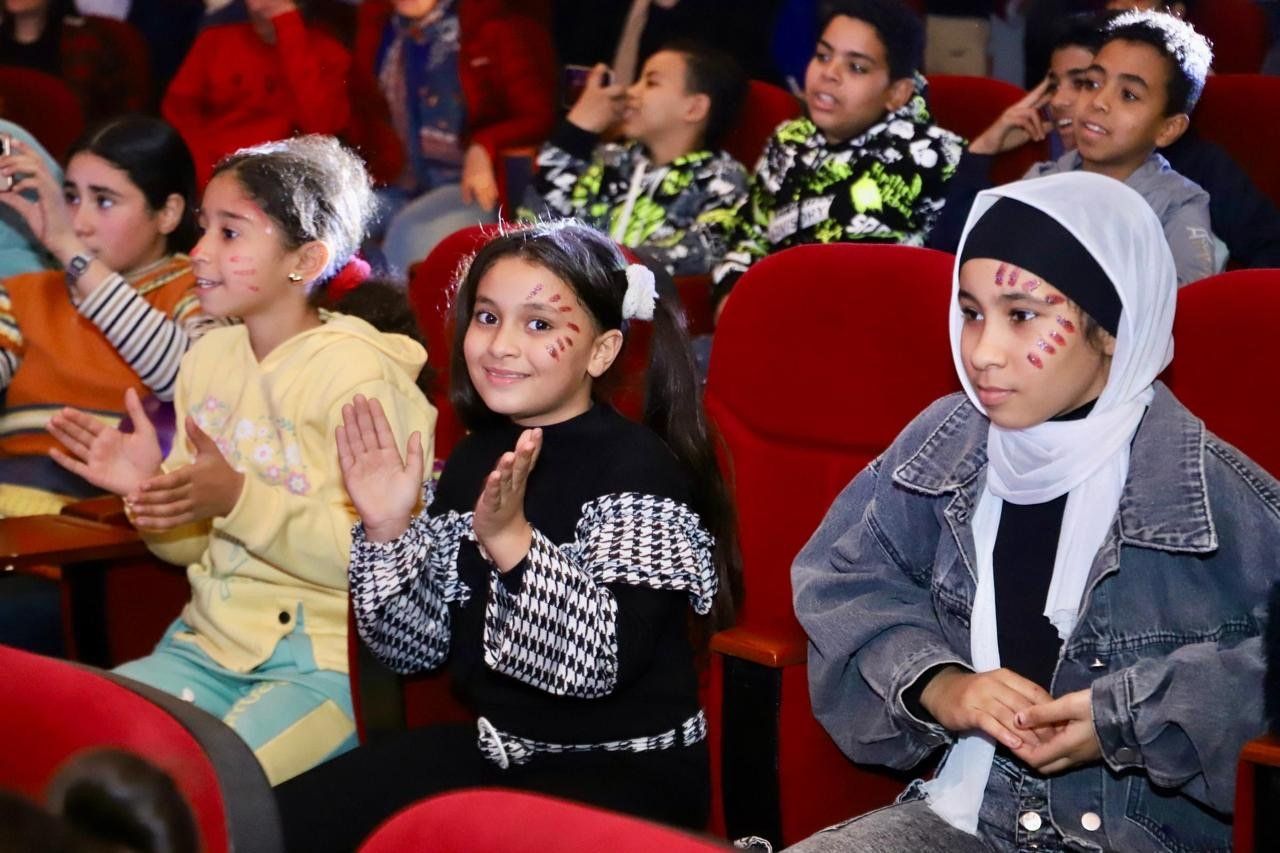 شاطر عرض مسرحي لصندوق مكافحة الإدمان لرفع وعى الأطفال بخطورة التدخين شاطر عرض مسرحي لصندوق مكافحة الإدمان لرفع وعى الأطفال بخطورة التدخين