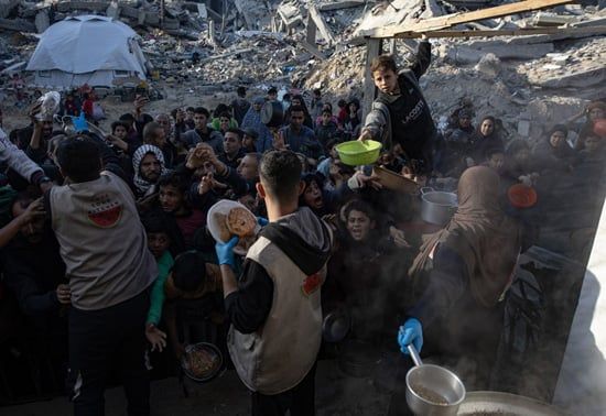 مطبخ خيري يجهز طعام الإفطار للفلسطينيين في بيت لاهيا (4) مطبخ خيري يجهز طعام الإفطار للفلسطينيين في بيت لاهيا (4)