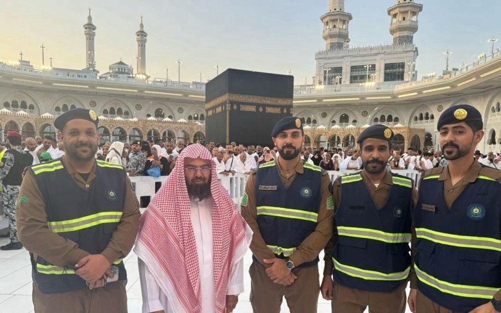السديس: نجاح خطة العشر الوسطى وتعزيز التجربة الرقمية في الحرمين - اليوم