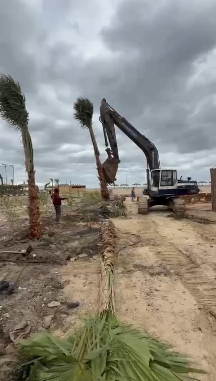 جانب من أعمال التطوير جانب من أعمال التطوير