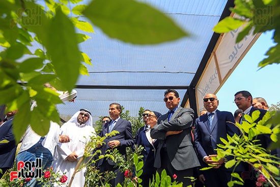 وزير الزراعة وعدد من الوزراء يفتتحون معرض الزهور تصوير خالد كامل (38) وزير الزراعة وعدد من الوزراء يفتتحون معرض الزهور تصوير خالد كامل (38)