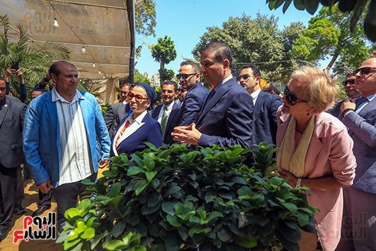 وزير الزراعة وعدد من الوزراء يفتتحون معرض الزهور تصوير خالد كامل (3) وزير الزراعة وعدد من الوزراء يفتتحون معرض الزهور تصوير خالد كامل (3)