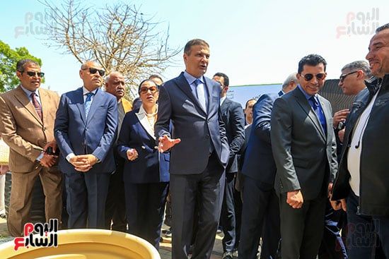 وزير الزراعة وعدد من الوزراء يفتتحون معرض الزهور تصوير خالد كامل (9) وزير الزراعة وعدد من الوزراء يفتتحون معرض الزهور تصوير خالد كامل (9)