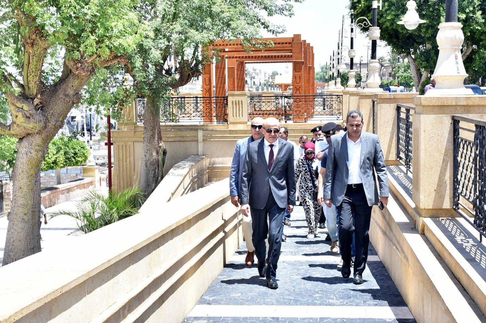 جانب من التفقد والزيارة (1) جانب من التفقد والزيارة (1)