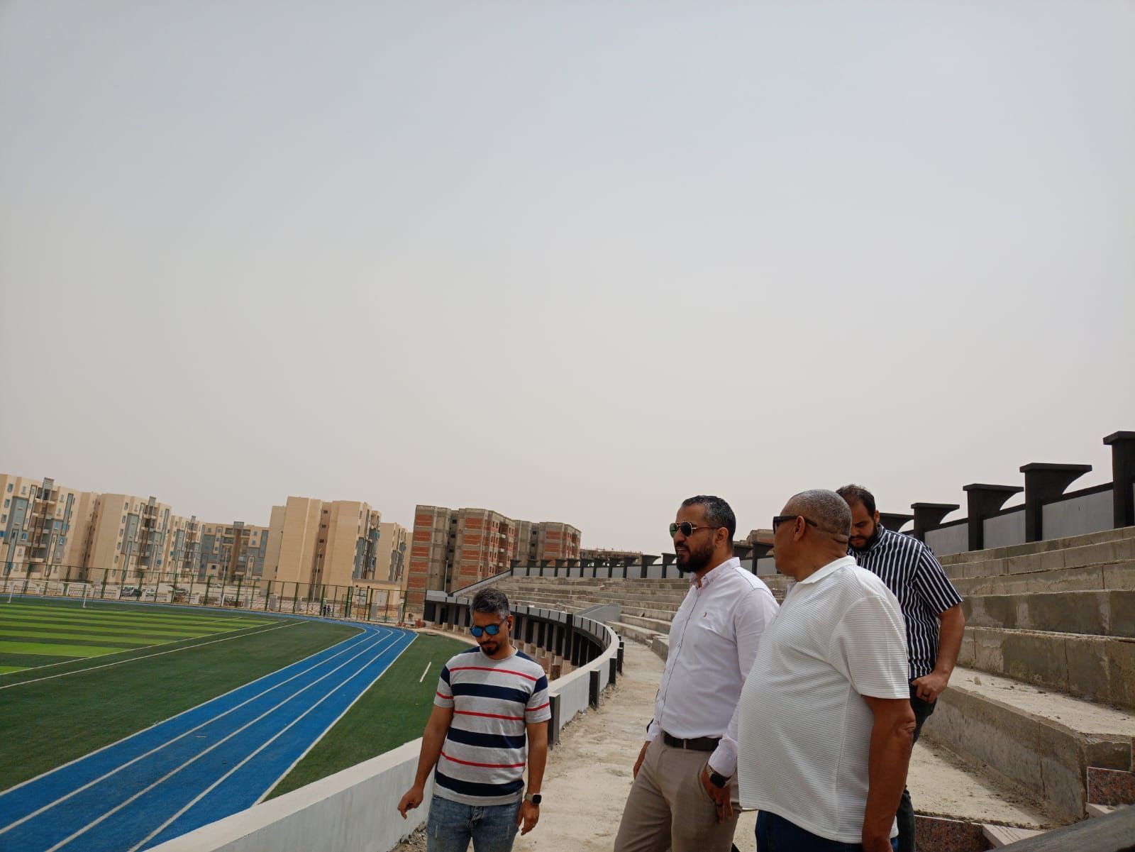 خلال جوله نائب رئيس جهاز مدينه اكتوبر الجديدة لمشروع سكن لكل المصريين (4) خلال جوله نائب رئيس جهاز مدينه اكتوبر الجديدة لمشروع سكن لكل المصريين (4)