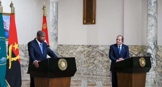 نشاط-مكثف-للرئيس-السيسى-خلال-النصف-الثانى-من-أبريل-(4) نشاط-مكثف-للرئيس-السيسى-خلال-النصف-الثانى-من-أبريل-(4)