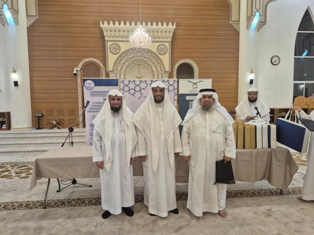 «قبس» تكرّم 10 حافظين للقرآن الكريم في الأحساء