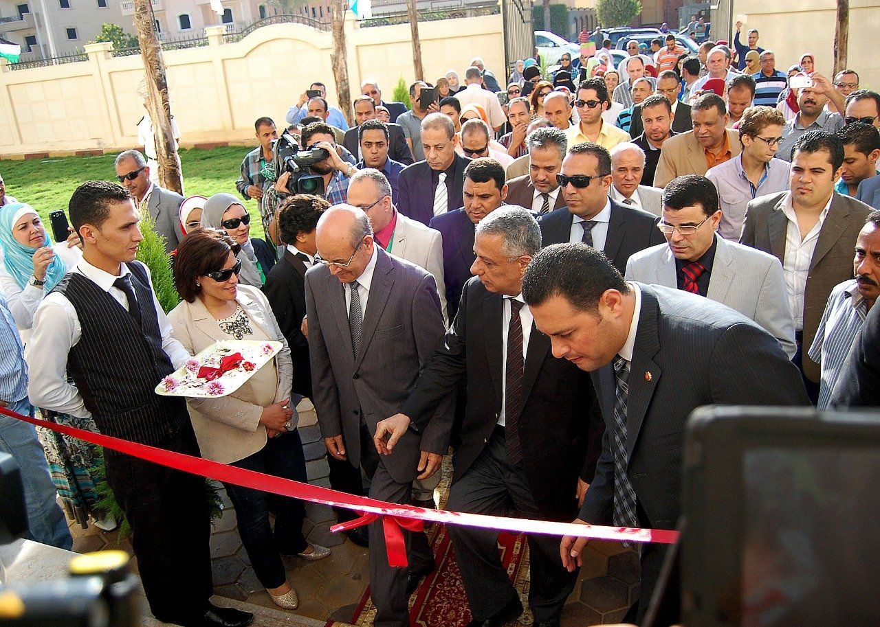 افتتاح المدرسة المصرية من 10 سنوات افتتاح المدرسة المصرية من 10 سنوات