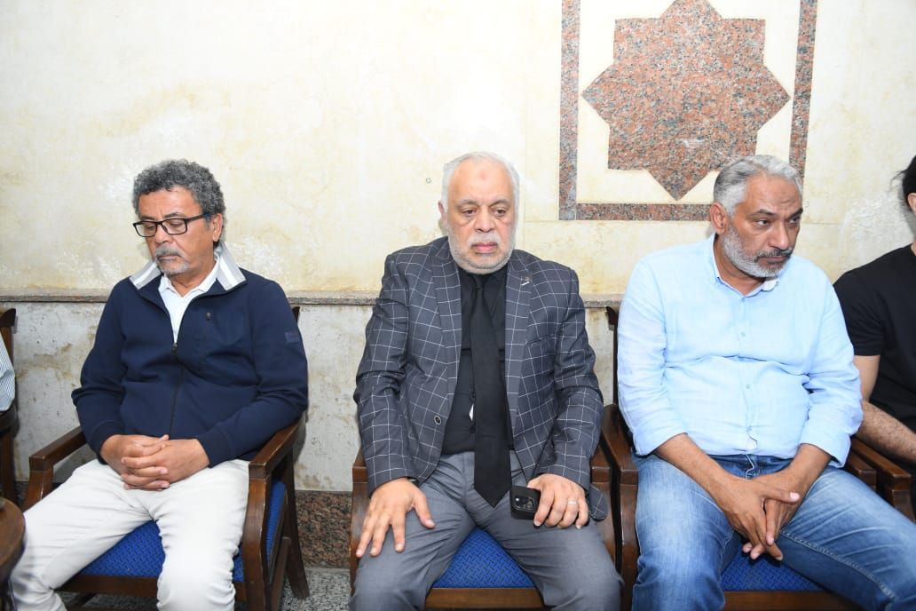 نجوم الفن يقدمون واجب العزاء في وفاة حماة محمد السبكي (5) نجوم الفن يقدمون واجب العزاء في وفاة حماة محمد السبكي (5)