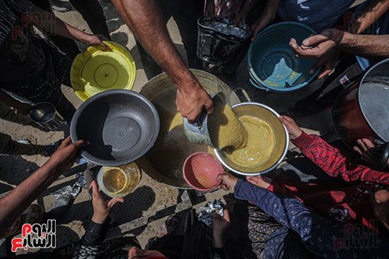معاناة الحصول على الطعام فى غزة معاناة الحصول على الطعام فى غزة