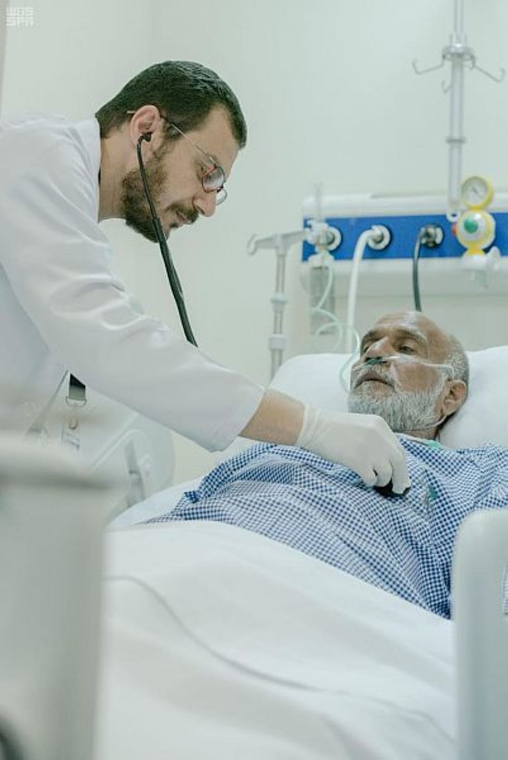 يتهاون البعض في الالتزام بالممارسات الصحية المرتبطة بالغذاء - واس