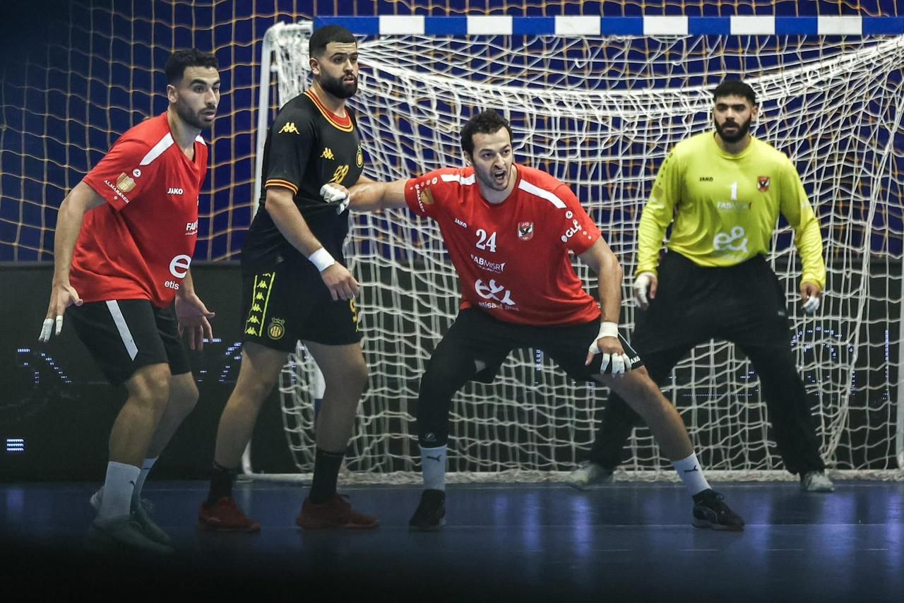 فريق يد الأهلي (3) فريق يد الأهلي (3)