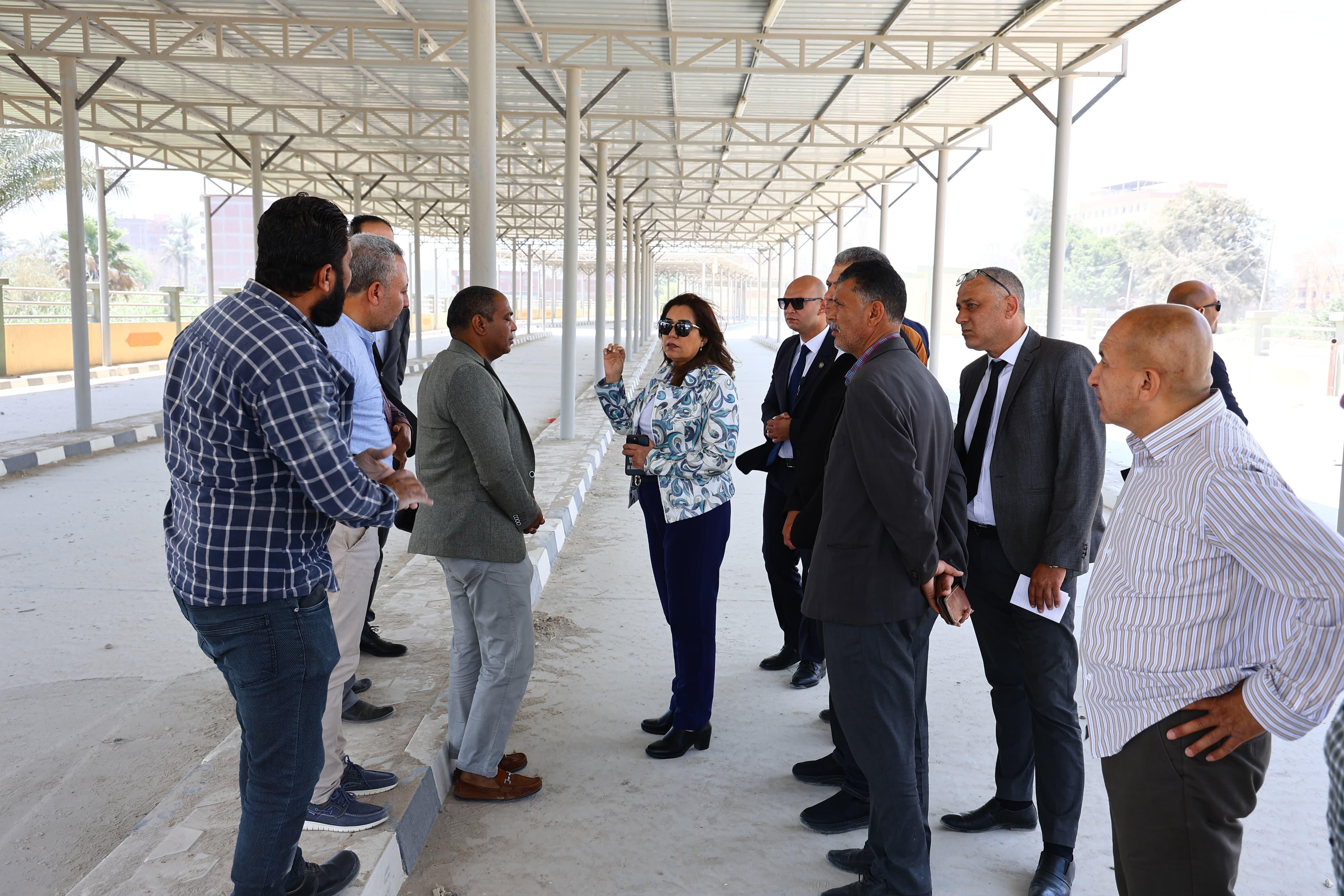 جولة وزيرة التنمية المحلية على مشروعات مدينة الصف جولة وزيرة التنمية المحلية على مشروعات مدينة الصف