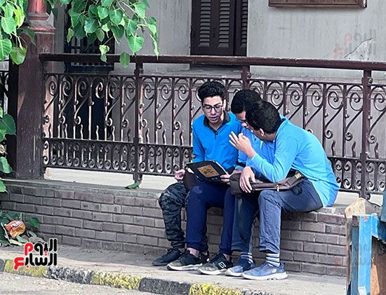 طلاب (16) طلاب (16)