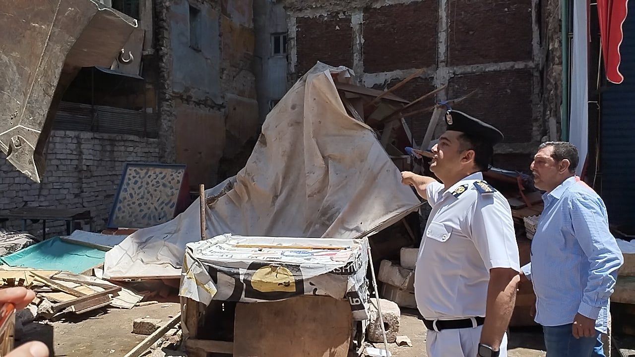 إزالة تعديات سوق الميدان في الإسكندرية إزالة تعديات سوق الميدان في الإسكندرية