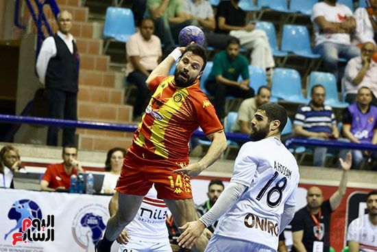 فريق رجال كرة اليد الزمالك و نظيره الترجي التونسي (24) فريق رجال كرة اليد الزمالك و نظيره الترجي التونسي (24)