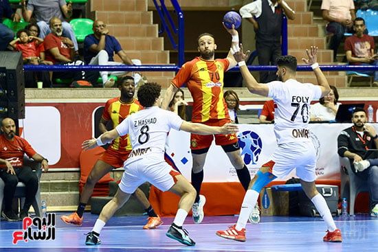 فريق رجال كرة اليد الزمالك و نظيره الترجي التونسي (19) فريق رجال كرة اليد الزمالك و نظيره الترجي التونسي (19)