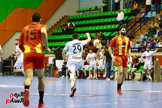 فريق رجال كرة اليد الزمالك و نظيره الترجي التونسي (26) فريق رجال كرة اليد الزمالك و نظيره الترجي التونسي (26)