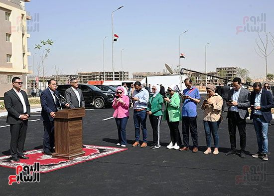 مصطفى مدبولى (2) مصطفى مدبولى (2)