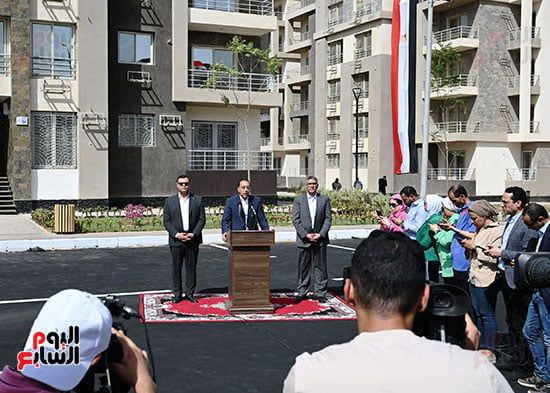 مصطفى مدبولى (10) مصطفى مدبولى (10)