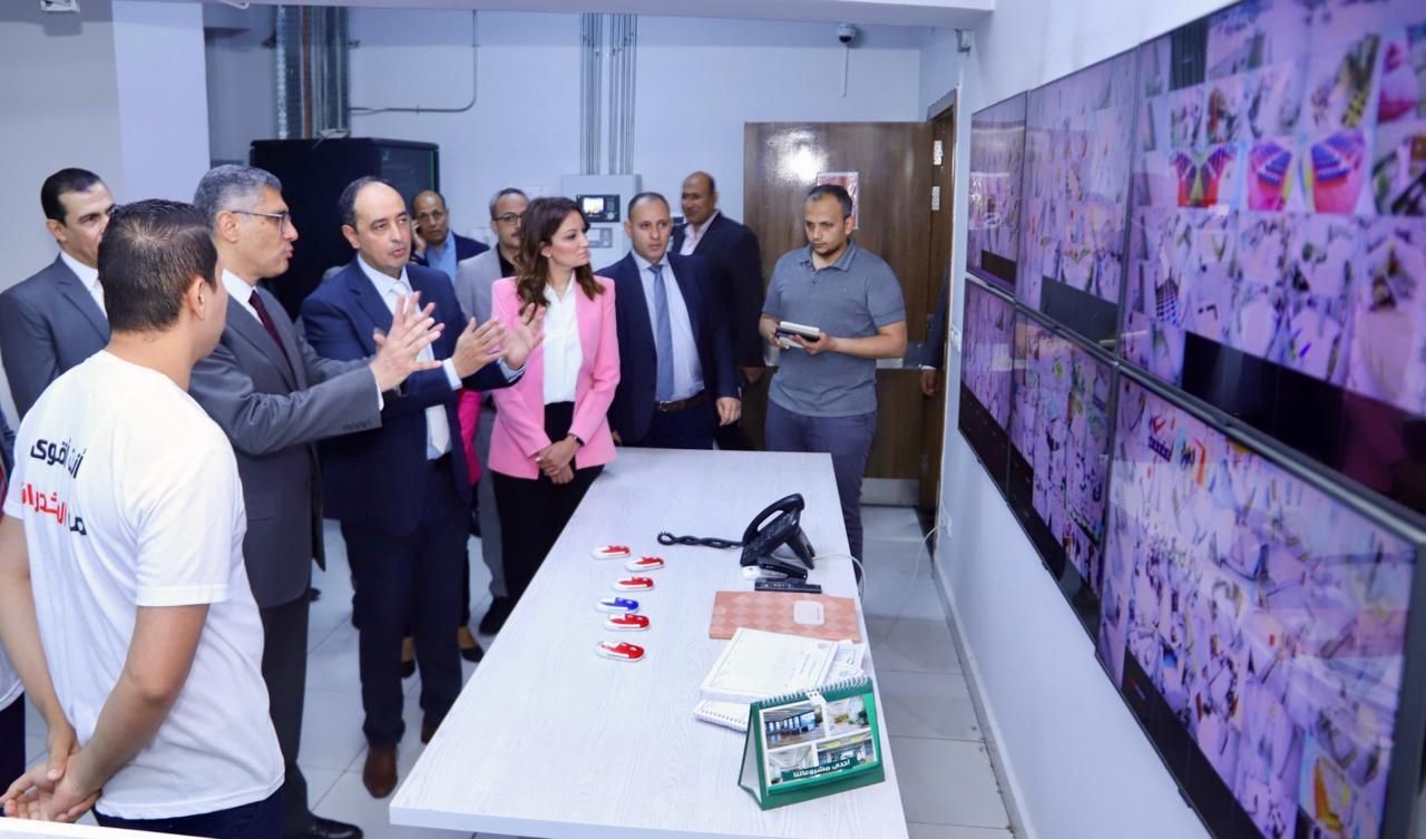 خلال من زيارة محافظ الجيزة ومدير صندوق مكافحة الإدمان والكاتب الصحفى مدحت وهبه خلال زيارة مركز امبابة لعلاج الإدمان خلال من زيارة محافظ الجيزة ومدير صندوق مكافحة الإدمان والكاتب الصحفى مدحت وهبه خلال زيارة مركز امبابة لعلاج الإدمان