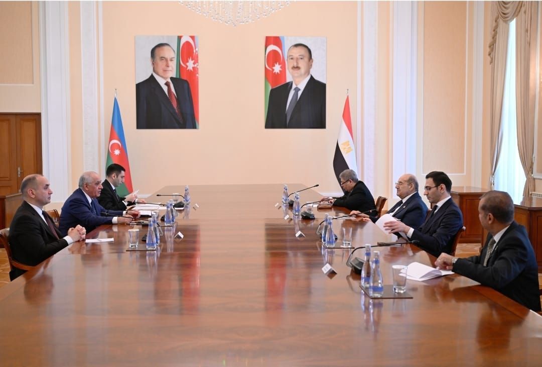 رئيس مجلس الشيوخ يلتقى رئيس وزراء أذربيجان لبحث تعزيز التعاون بين البلدين رئيس مجلس الشيوخ يلتقى رئيس وزراء أذربيجان لبحث تعزيز التعاون بين البلدين