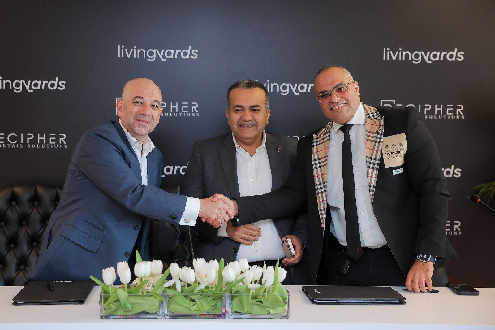 بشراكة استراتيجية مع Decipher Egypt.. Livingyards تستعد لطرح مشروع NOIR التجاري في القاهرة الجديدة (2) بشراكة استراتيجية مع Decipher Egypt.. Livingyards تستعد لطرح مشروع NOIR التجاري في القاهرة الجديدة (2)