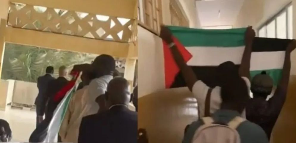 تظاهرة مؤيدة لفلسطين فى جامعة فى السنغال تظاهرة مؤيدة لفلسطين فى جامعة فى السنغال