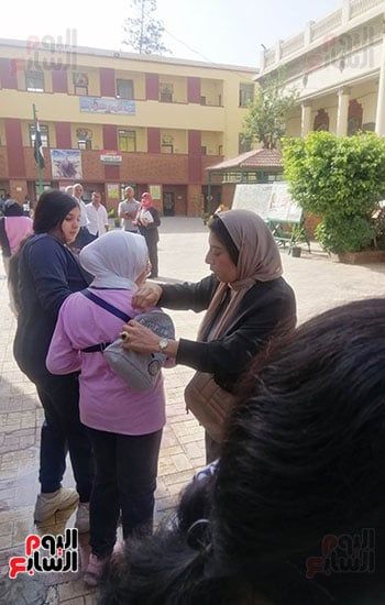 توافد طلاب الشهادة الإعدادية (7) توافد طلاب الشهادة الإعدادية (7)