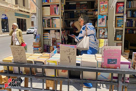 المكتبات فى شارع النبى دانيال المكتبات فى شارع النبى دانيال