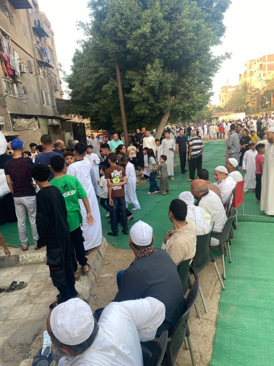 فرحة العيد تملأ ساحة الرضوان بمدينة السلام (9) فرحة العيد تملأ ساحة الرضوان بمدينة السلام (9)