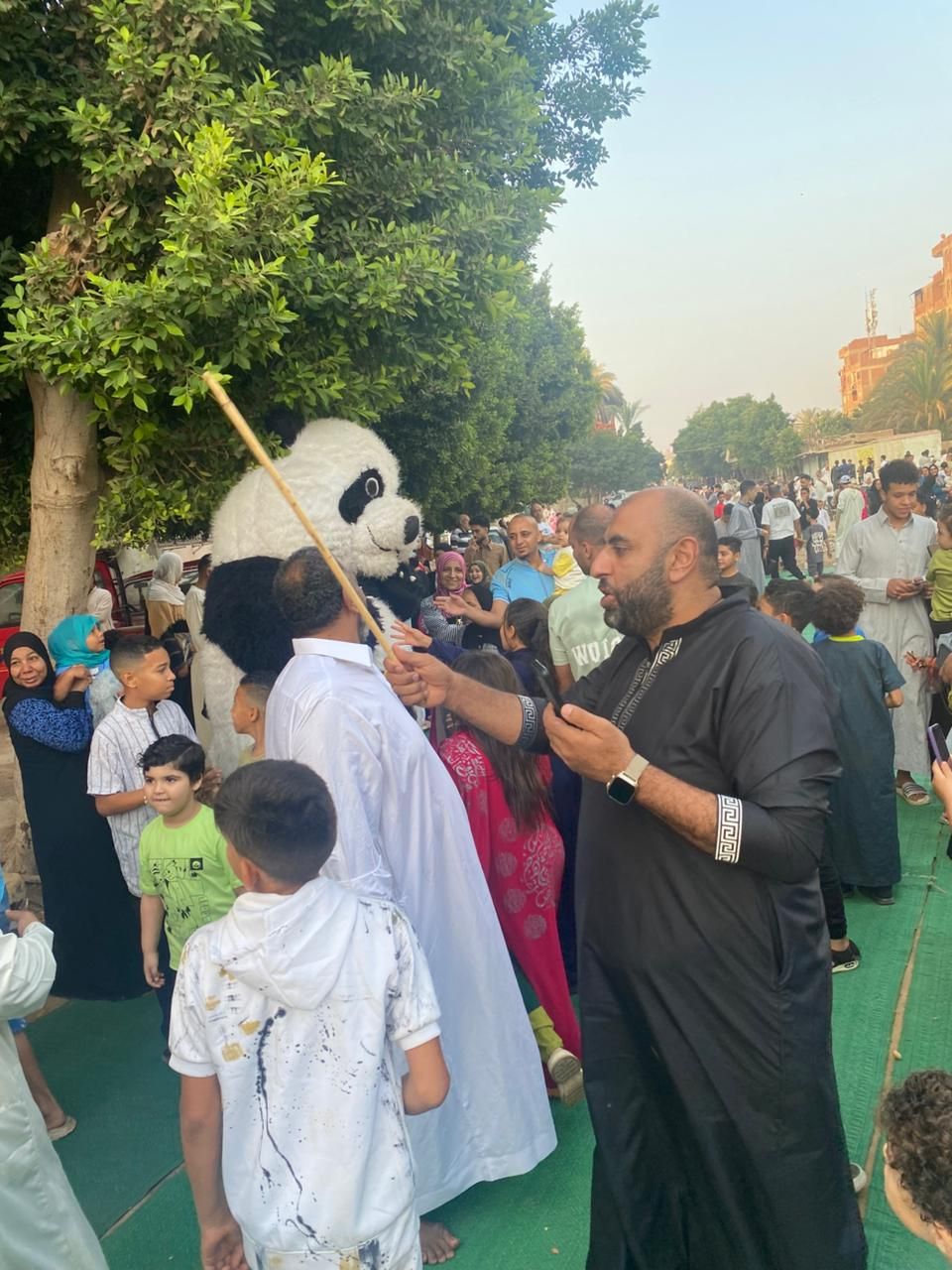 فرحة العيد تملأ ساحة الرضوان بمدينة السلام (10) فرحة العيد تملأ ساحة الرضوان بمدينة السلام (10)