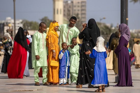 المسلمون يحتفلون بعيد الأضحى في السنغال (1) المسلمون يحتفلون بعيد الأضحى في السنغال (1)