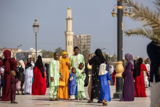 المسلمون يحتفلون بعيد الأضحى في السنغال (4) المسلمون يحتفلون بعيد الأضحى في السنغال (4)