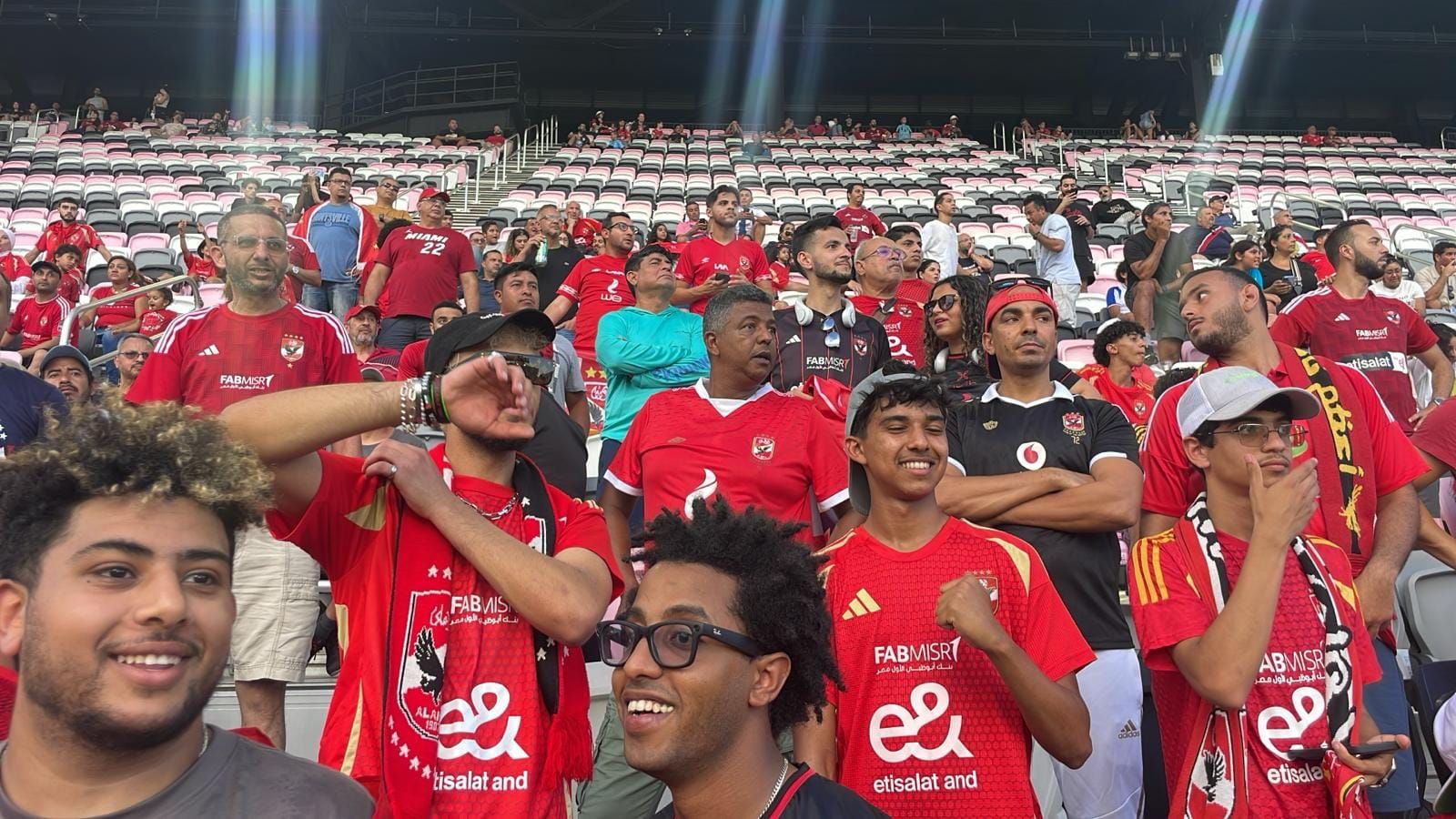 جمهور الاهلى (4) جمهور الاهلى (4)