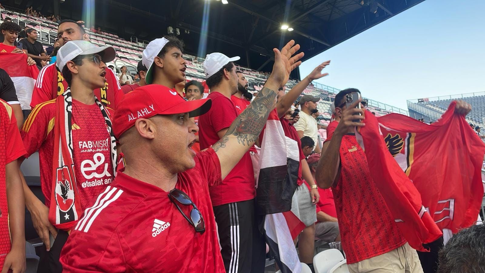 جمهور الاهلى (2) جمهور الاهلى (2)