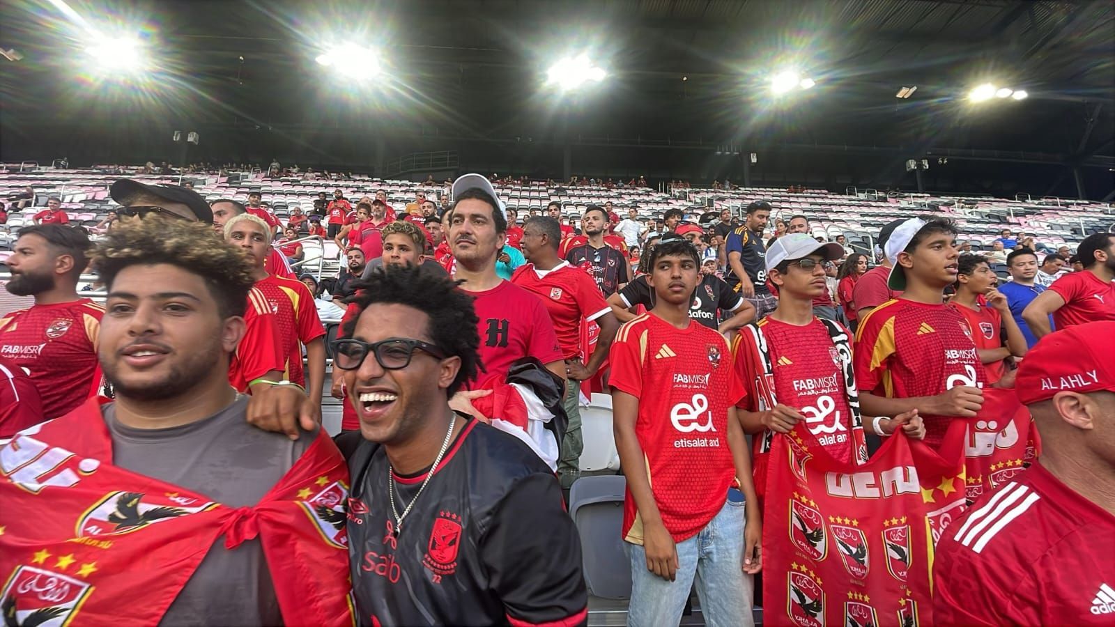 جمهور الاهلى (1) جمهور الاهلى (1)