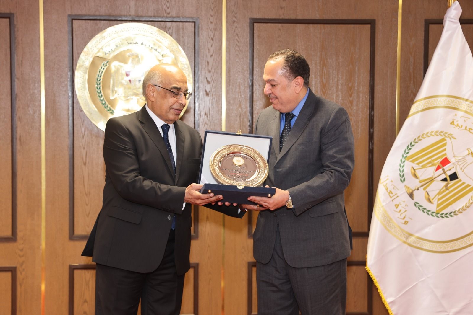 المستشار عدنان فنجرى وزير العدل المستشار عدنان فنجرى وزير العدل