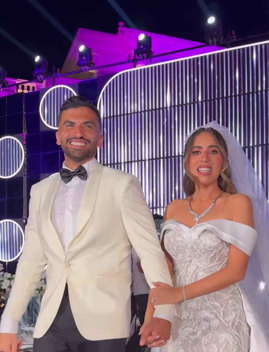 ياسمين عبد العزيز في فرح منة القيعي ويوسف حشيش ياسمين عبد العزيز في فرح منة القيعي ويوسف حشيش