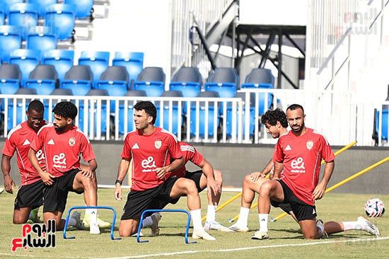 تدريبات الأهلي استعدادا لإنتر ميامي (10) تدريبات الأهلي استعدادا لإنتر ميامي (10)